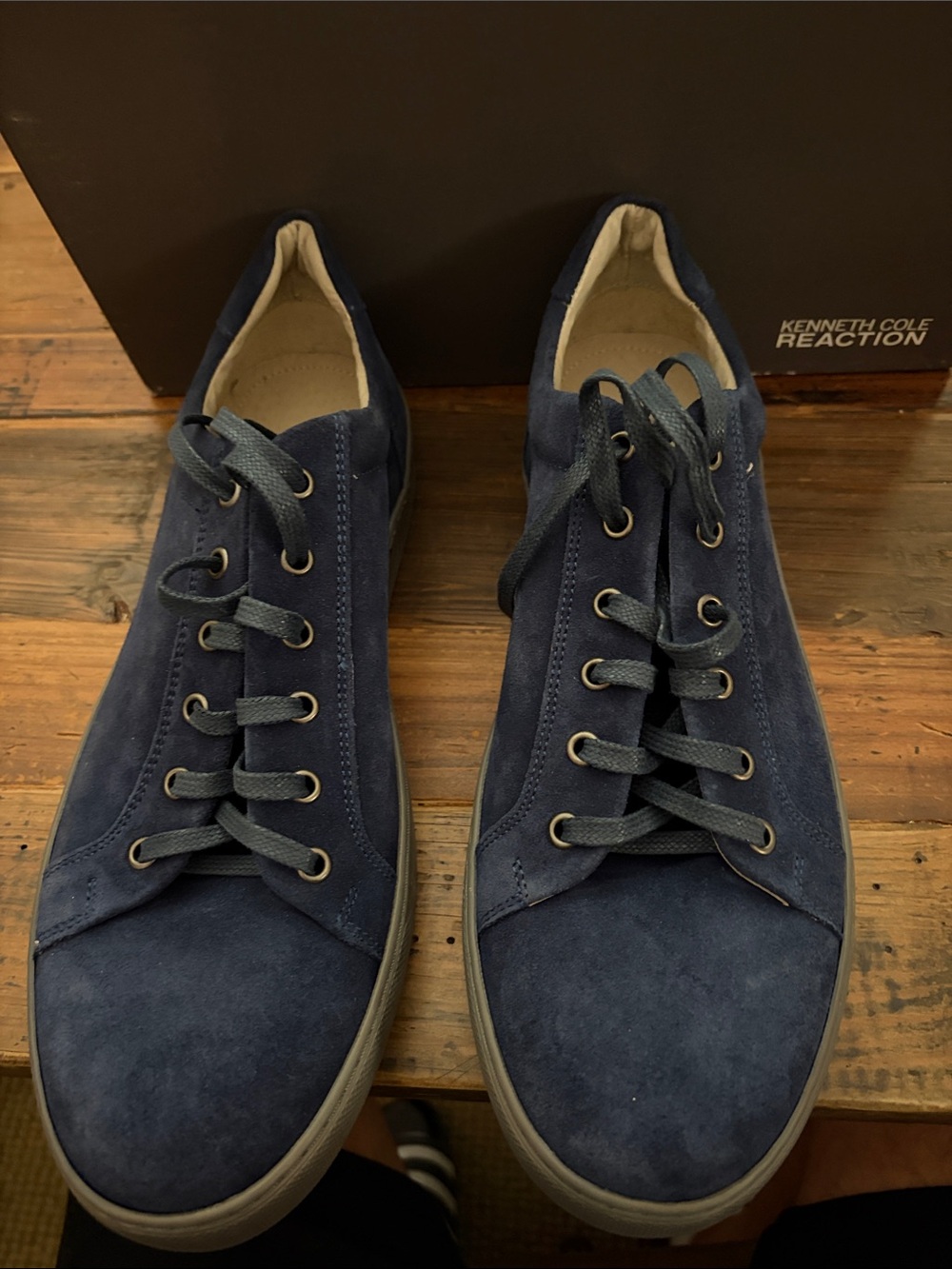 Kenneth Cole Reaction Men’s Navy Suede Casual Sneakers. Men Size 10.5